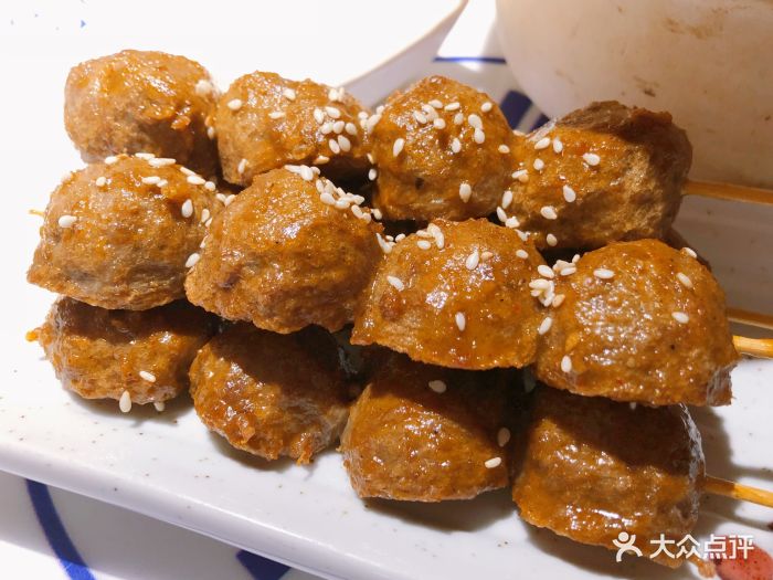 (虹桥南丰城店)-烤牛肉丸串-菜-烤牛肉丸串图片-上海美食-大众点评网