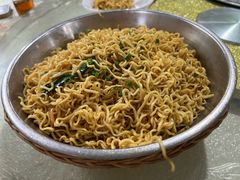 -红旗山庄(圭峰山店)