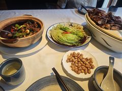 -八府香鸭·啫啫煲(华山路店)