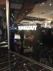 -TONI&GUY