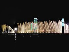 -东港音乐喷泉广场