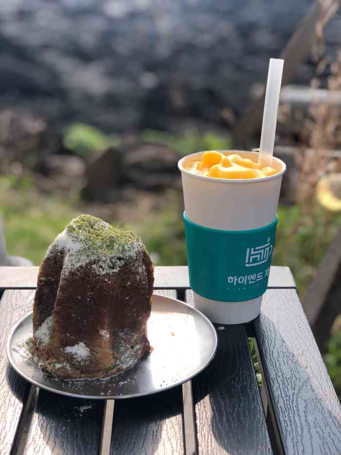 premium coffee-"涯月的咖啡店,圣诞这天气是这一批稍稍有圣.