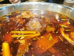 -肖肖酸萝卜鱼火锅(总店)