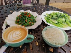 -玫瑰西餐厅.意面披萨.牛排咖啡