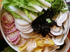 -民食香·腊排骨野生菌美食(木府店)