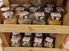 -申德勒食品(宾都苑店)