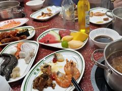 -四囍码头海鲜烧烤自助火锅(外滩南京东路悦荟广场店)