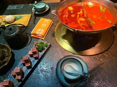 -湊湊火锅·茶憩(新中关购物中心店)