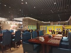 -武汉世茂希尔顿酒店·汇·全日餐厅