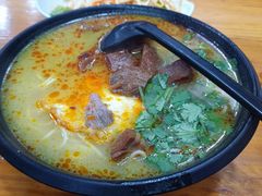 -志权牛肉面(灵山路店)