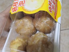 杨枝甘露泡芙糕点-味多美蛋糕(三元桥店)