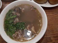 -清真吴记门钉肉饼·喜多利