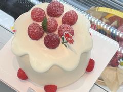 -花花卷卷·鲜食蛋糕(静安久光百货店)