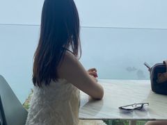 -悬崖咖啡厅