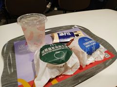 -麦当劳(东方时代广场分店)
