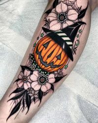 -猛子刺青纹身店