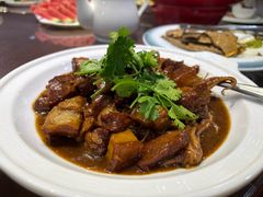 -庞大滦州国际大酒店