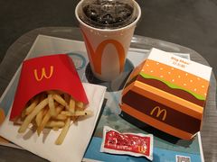 巨无霸套餐-麦当劳(中山公园龙之梦店)