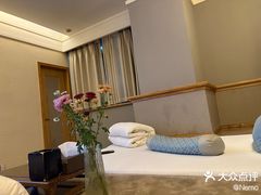 -云中漫步·足疗养生会馆(金开店)