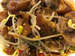 酸辣蹄花-自贡盐帮菜·玩辣餐厅(樱花园西街店)