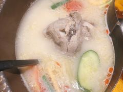 -潘小辣鲜肉老火锅