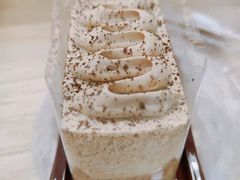 咖啡巧克力蛋糕-皇后饼店(财富广场店)