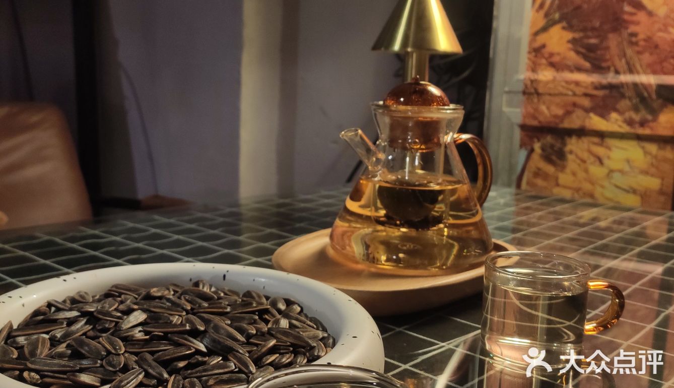 这家咖啡店的茶还不错！