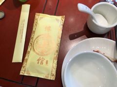 -侬佳蒸菜馆(听潮店)