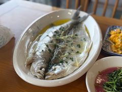 清蒸白鱼-品鲜村农家菜·阳澄湖大闸蟹(总店)
