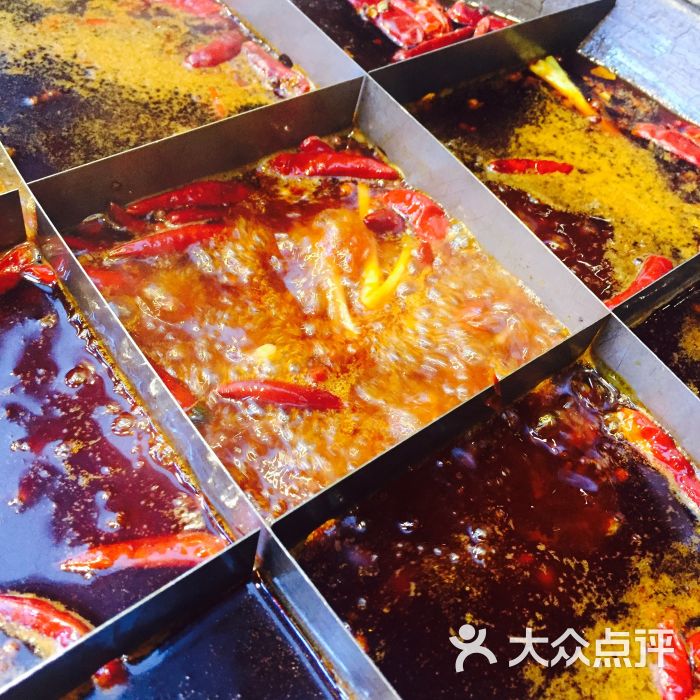 井字格重庆老火锅图片 - 第6张