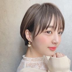 -东方美妍小鹏造型