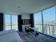 -大连星海皇冠假日酒店