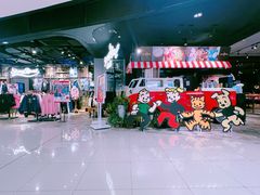 -StayReal Cafe(长宁来福士广场东八区店)