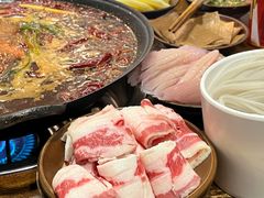 -黄潇洒老火锅(九眼桥宏济巷店)