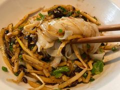 -漆黑觉米粉(三里屯店)