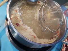 -湾区九号鲜切牛肉火锅(明珠南路店)