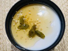 手工自制酸奶-巴扎美食·新疆菜·西域歌舞表演餐厅(新疆大厦店)