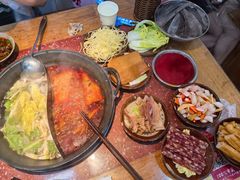 -赵美丽·重庆社区火锅·直营店(火车东站·中豪国际店)