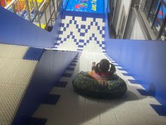 -嗨翻Hi-Fun竞技主题乐园·蹦床亲子生日轰趴(国光1937店)