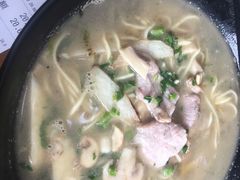 老杭州片儿川-东坡·面(音乐喷泉店)