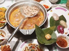 -禄婶鸡煲·打边炉
