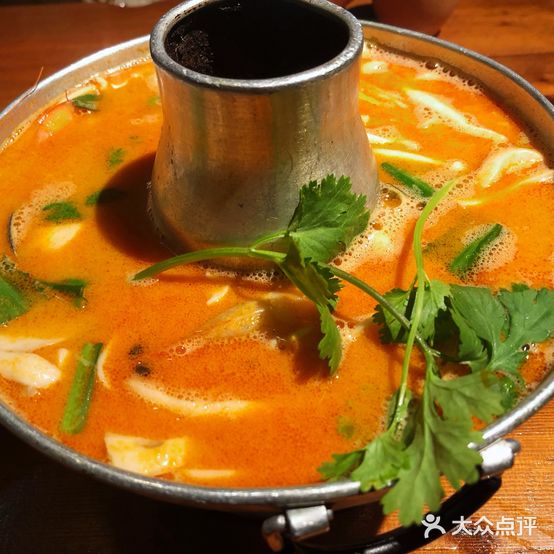 泰轩生蚝馆(人民大道店)