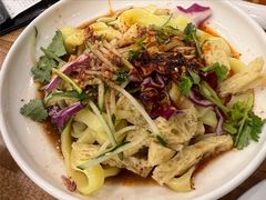 石河子凉皮-米赫曼新疆餐厅·清真(老沪闵路店)
