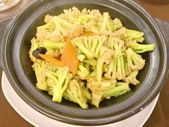 -喜乐餐厅•灯笼虾球首创者•本地小海鲜(二马路店)