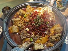-吞鱼兽麻辣烤鱼(万达店)