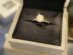 -DE BEERS 戴比尔斯(上海国金中心店)