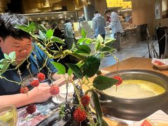 -一朵菌·野生菌探索家火锅(南亚店)