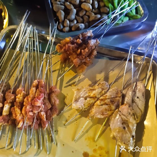 鱼和肉海鲜烧烤串店(八道沟店)