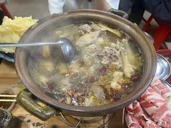 -威邵鸡煲(西华路总店)