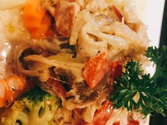 -Neary Khmer Restaurant